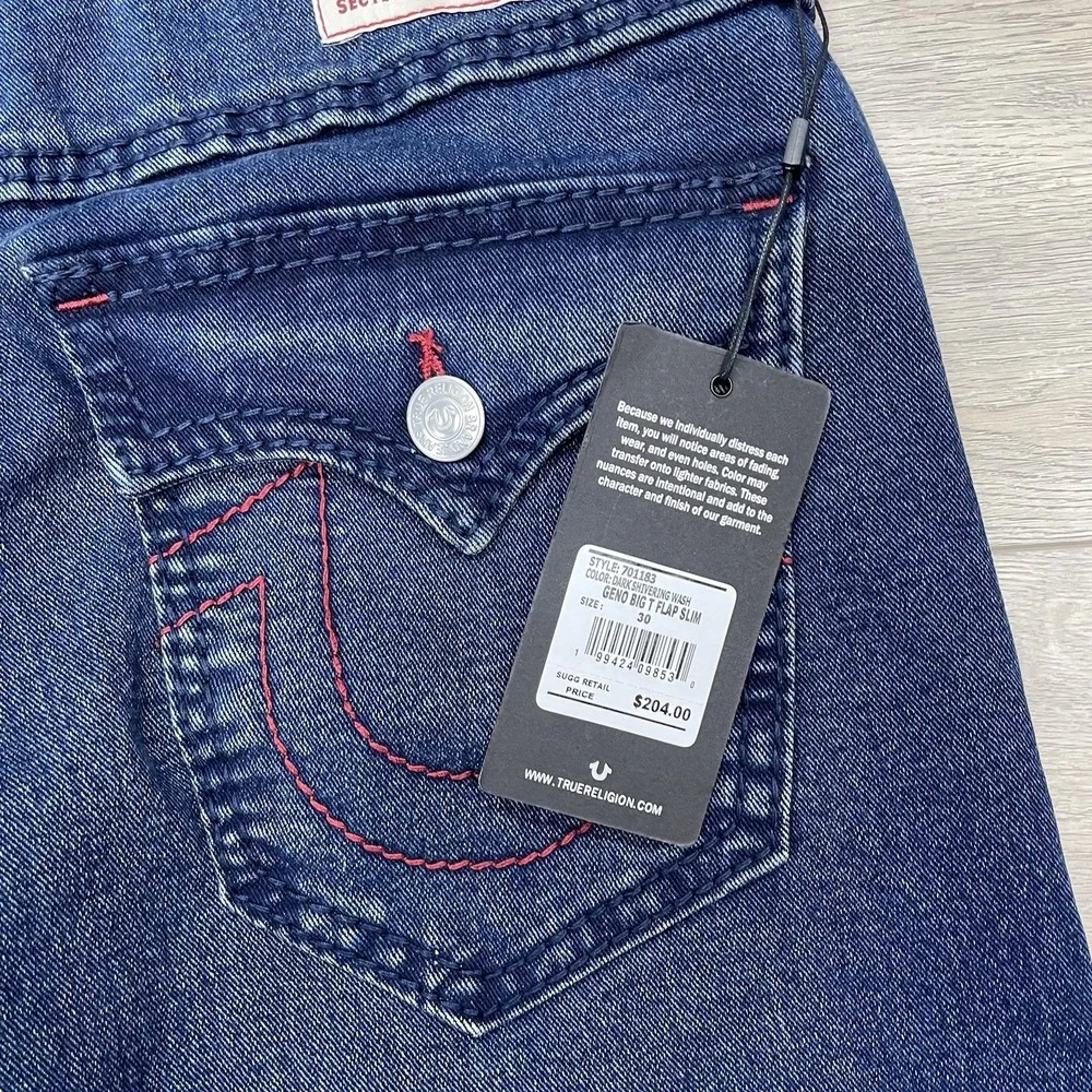 NWT True Religion Geno Big T Flap Relaxed Slim Sz 30x32 Dark Shivering Wash